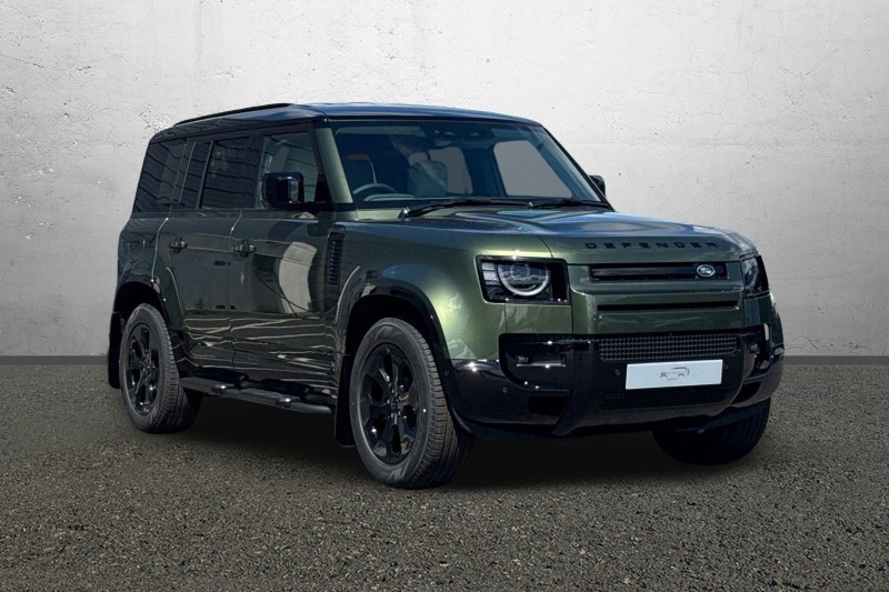  LAND ROVER DEFENDER 3.0 D250 X-Dynamic SE 110 5dr Auto