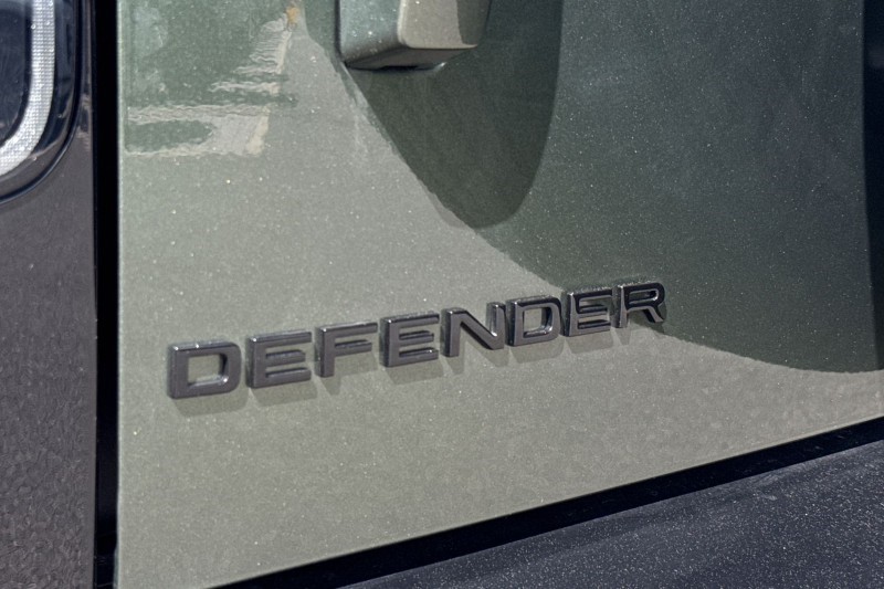  LAND ROVER DEFENDER 3.0 D250 X-Dynamic SE 110 5dr Auto 5479715