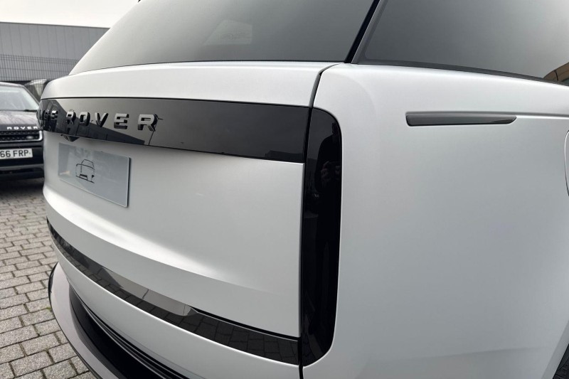 LAND ROVER RANGE ROVER 3.0 D350 Autobiography 4dr Auto 5915864