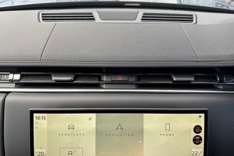  LAND ROVER RANGE ROVER 3.0 D300 SE 4dr Auto 5481020