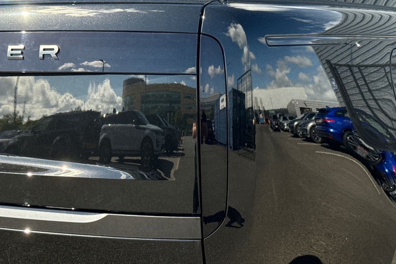  LAND ROVER RANGE ROVER 3.0 D300 SE 4dr Auto 5481033