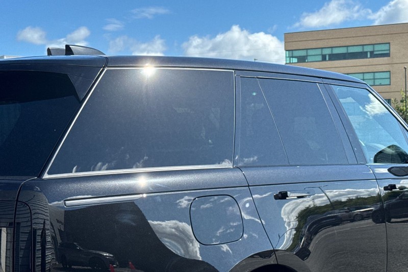  LAND ROVER RANGE ROVER 3.0 D300 SE 4dr Auto 5481037