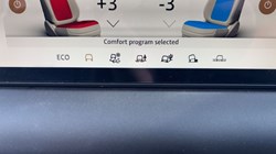 2024 (24) LAND ROVER DEFENDER 3.0 D250 XS Edition 110 5dr Auto 4523552