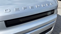 2024 (24) LAND ROVER DEFENDER 3.0 D250 XS Edition 110 5dr Auto 4523558