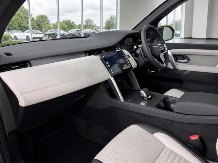  LAND ROVER DISCOVERY SPORT 2.0 D200 Landmark 5dr Auto [5 Seat] 5775383