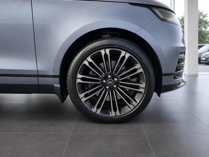  LAND ROVER RANGE ROVER VELAR 3.0 D300 MHEV Belgravia Edition 5dr Auto 5777474