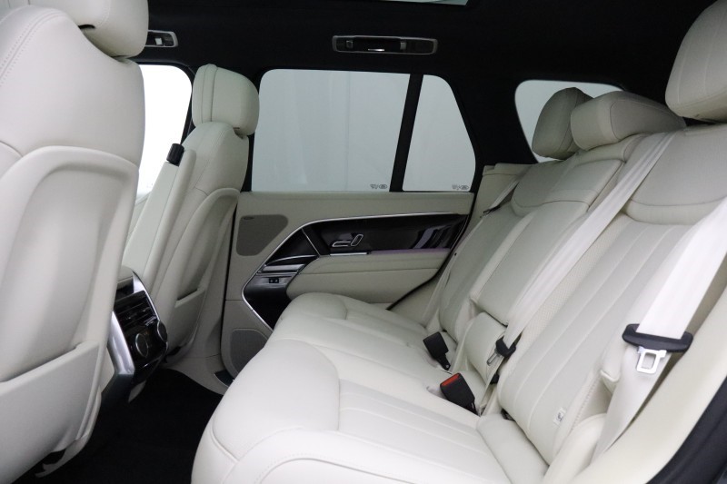  LAND ROVER RANGE ROVER 3.0 D300 SE 4dr Auto 5506883