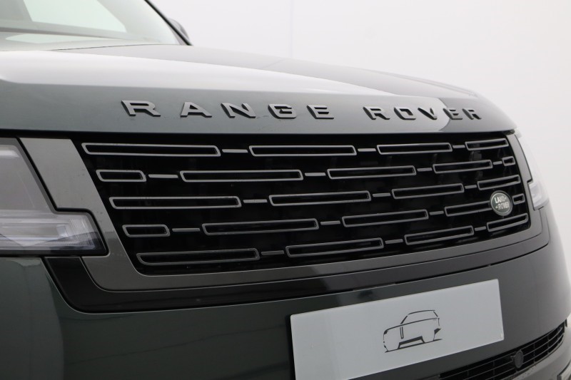 LAND ROVER RANGE ROVER 3.0 D300 SE 4dr Auto 5506879