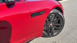 2022 (72) JAGUAR F-TYPE 5.0 P450 S/C V8 R-Dynamic Black 2dr Auto AWD 4591128