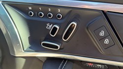 2022 (72) JAGUAR F-TYPE 5.0 P450 S/C V8 R-Dynamic Black 2dr Auto AWD 4591107