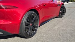 2022 (72) JAGUAR F-TYPE 5.0 P450 S/C V8 R-Dynamic Black 2dr Auto AWD 4591127
