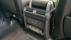 2021 (70) LAND ROVER DEFENDER 3.0 D250 X-Dynamic SE 110 5dr Auto 4578306