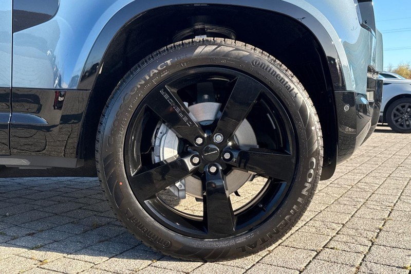  LAND ROVER DEFENDER 3.0 D350 X-Dynamic HSE 110 5dr Auto 5946941