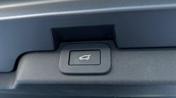 2023 (73) LAND ROVER DISCOVERY 3.0 D300 Dynamic HSE 5dr Auto 4919848