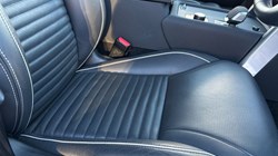 2023 (73) LAND ROVER DISCOVERY 3.0 D300 Dynamic HSE 5dr Auto 4919837