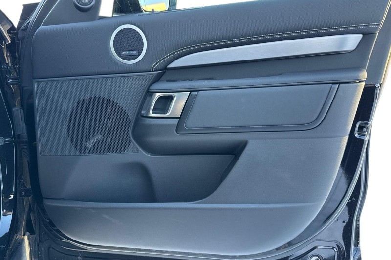 2023 (73) LAND ROVER DISCOVERY 3.0 D300 Dynamic HSE 5dr Auto 4919834