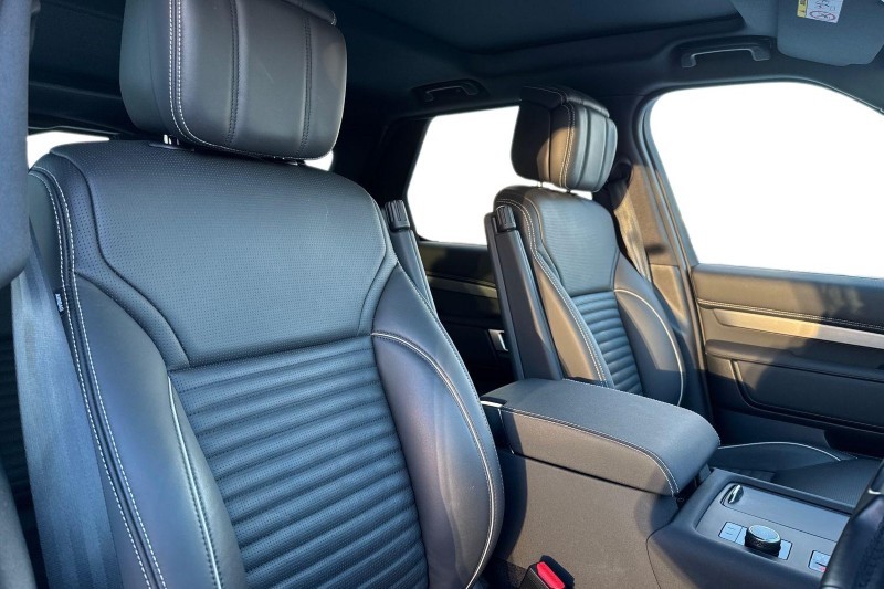 2023 (73) LAND ROVER DISCOVERY 3.0 D300 Dynamic HSE 5dr Auto 4919838