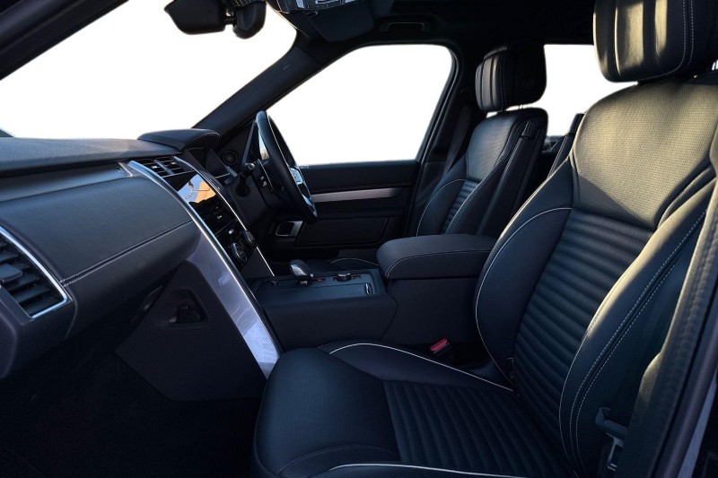 2023 (73) LAND ROVER DISCOVERY 3.0 D300 Dynamic HSE 5dr Auto 4919815