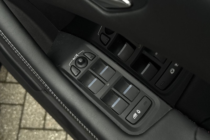 2023 (73) JAGUAR I-PACE 294kW EV400 R-Dynamic HSE Black 90kWh 5dr Auto 4680640