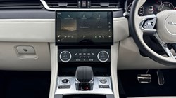 2024 (24) JAGUAR F-PACE 2.0 D200 R-Dynamic HSE Black 5dr Auto AWD 4687261