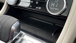 2024 (24) JAGUAR F-PACE 2.0 D200 R-Dynamic HSE Black 5dr Auto AWD 4687282