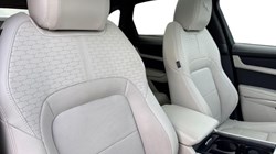 2024 (24) JAGUAR F-PACE 2.0 D200 R-Dynamic HSE Black 5dr Auto AWD 4687273