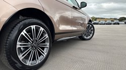 2024 (24) LAND ROVER RANGE ROVER EVOQUE 2.0 D200 Dynamic HSE 5dr Auto 4651395