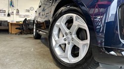 2021 (71) LAND ROVER RANGE ROVER SPORT 3.0 D250 HSE 5dr Auto 4622552