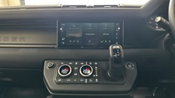2022 (72) LAND ROVER DEFENDER 2.0 P400e X-Dynamic S 110 5dr Auto 4611921