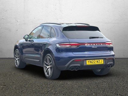 2022 (22) PORSCHE MACAN 5dr PDK