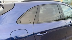 2022 (22) PORSCHE MACAN 5dr PDK 4622389