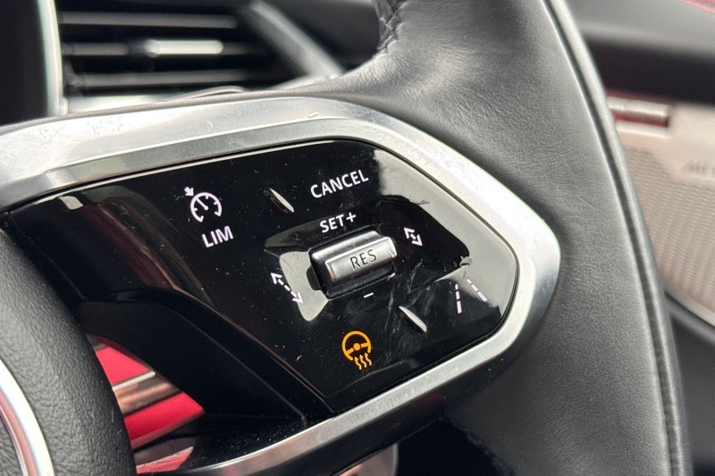 2024 (74) JAGUAR F-PACE 2.0 D200 R-Dynamic HSE Black 90th Anniv 5dr Auto 4747813