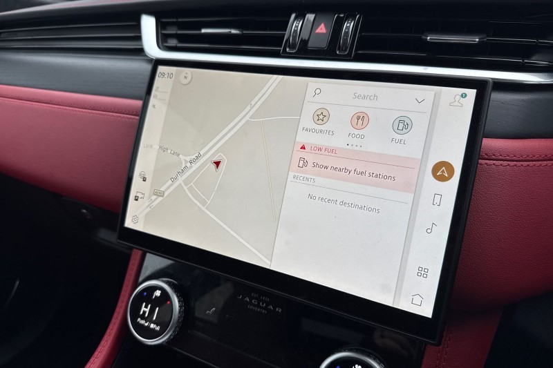 2024 (74) JAGUAR F-PACE 2.0 D200 R-Dynamic HSE Black 90th Anniv 5dr Auto 4747797