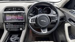 2020 (70) JAGUAR F-PACE 2.0d Portfolio 5dr Auto AWD 4676912