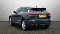 2020 (70) JAGUAR F-PACE 2.0d Portfolio 5dr Auto AWD 1