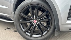 2022 (72) JAGUAR E-PACE 1.5 P300e R-Dynamic SE 5dr Auto 4676988