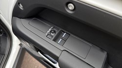 2023 (73) LAND ROVER COMMERCIAL DEFENDER 3.0 D250 Hard Top Auto 4670948