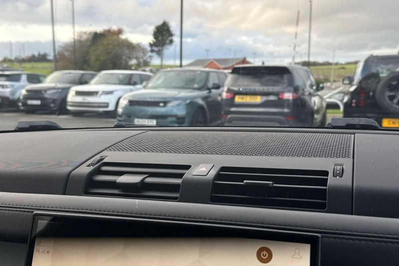 2023 (23) LAND ROVER DEFENDER 3.0 D250 HSE 90 3dr Auto 4735745