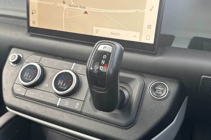 2023 (23) LAND ROVER DEFENDER 3.0 D250 HSE 90 3dr Auto 4735727