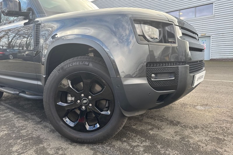 2023 (23) LAND ROVER DEFENDER 3.0 D250 HSE 90 3dr Auto 4735749