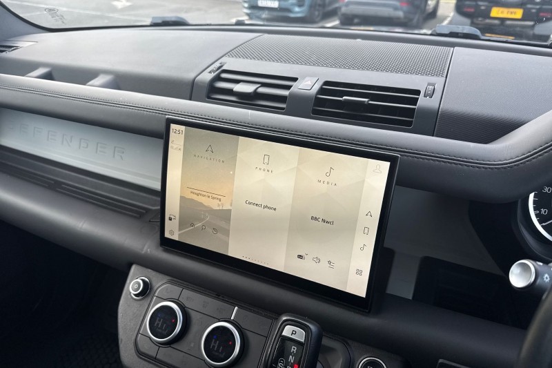 2023 (23) LAND ROVER DEFENDER 3.0 D250 HSE 90 3dr Auto 4735743