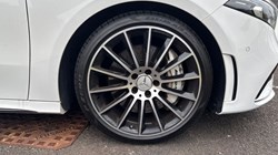 2022 (72) MERCEDES-BENZ A CLASS A35 4Matic Executive Edition 5dr Auto 4670386