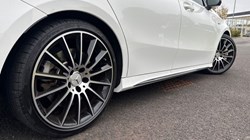 2022 (72) MERCEDES-BENZ A CLASS A35 4Matic Executive Edition 5dr Auto 4670417