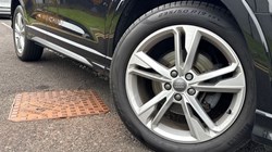 2020 (20) AUDI Q3 35 TDI S Line 5dr S Tronic 4670836
