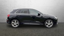 2020 (20) AUDI Q3 35 TDI S Line 5dr S Tronic 4670804