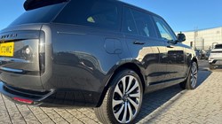 2023 (73) LAND ROVER RANGE ROVER 4.4 P530 V8 SV 4dr Auto 4690105