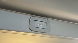 2023 (73) LAND ROVER RANGE ROVER 4.4 P530 V8 SV 4dr Auto 4690097