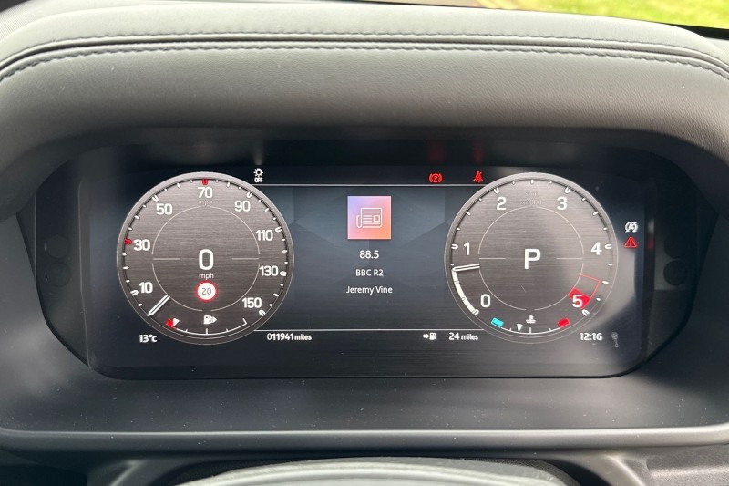 2022 (72) LAND ROVER DEFENDER 3.0 D300 X-Dynamic HSE 110 5dr Auto 4670436