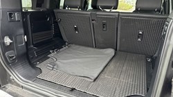 2022 (72) LAND ROVER DEFENDER 3.0 D300 X-Dynamic HSE 110 5dr Auto 4670452