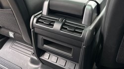2022 (72) LAND ROVER DEFENDER 3.0 D300 X-Dynamic HSE 110 5dr Auto 4670438